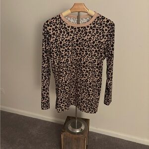 Fitted Long Sleeve Leopard Print Blouse